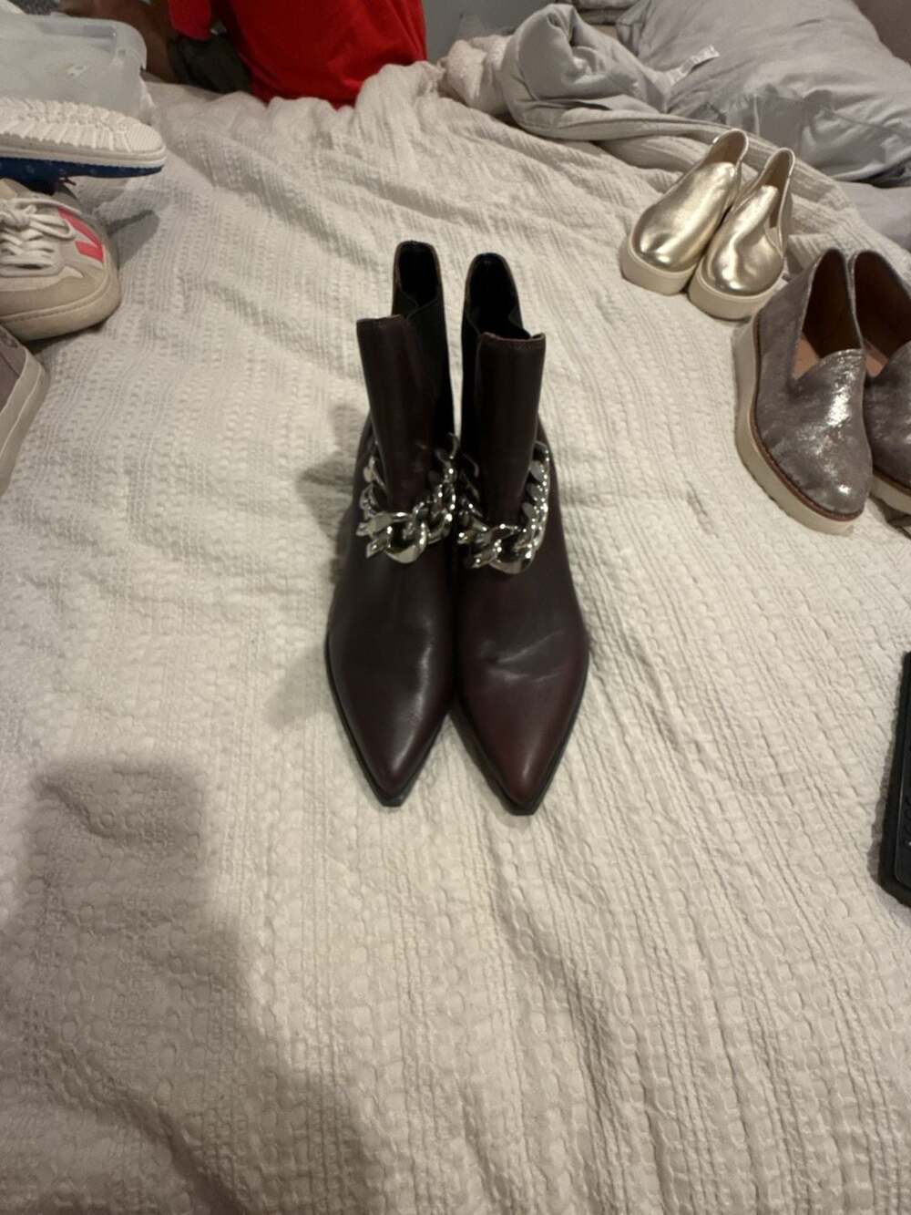 Marc Fisher Henly Bootie Size 9M Brown Leather Chain